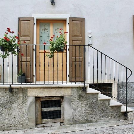 Casa Il Geranio Tenna Ospitar Exteriör bild